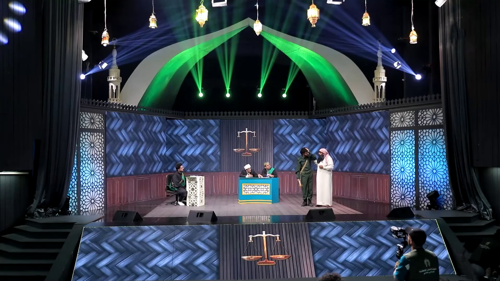 مسرحية محكمة التاريخ